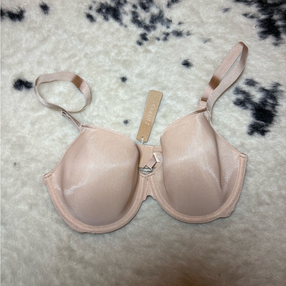 Never been used Skims Demi bra